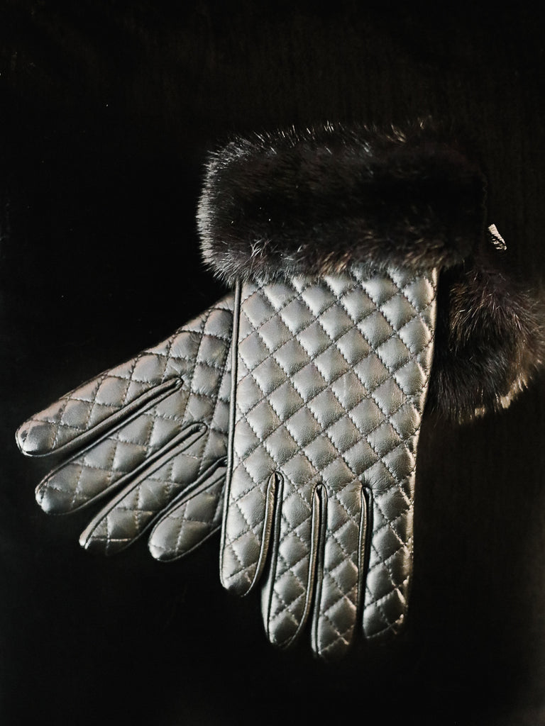 Dyed Black Leather Gloves w/ Mink Trim - Size 7